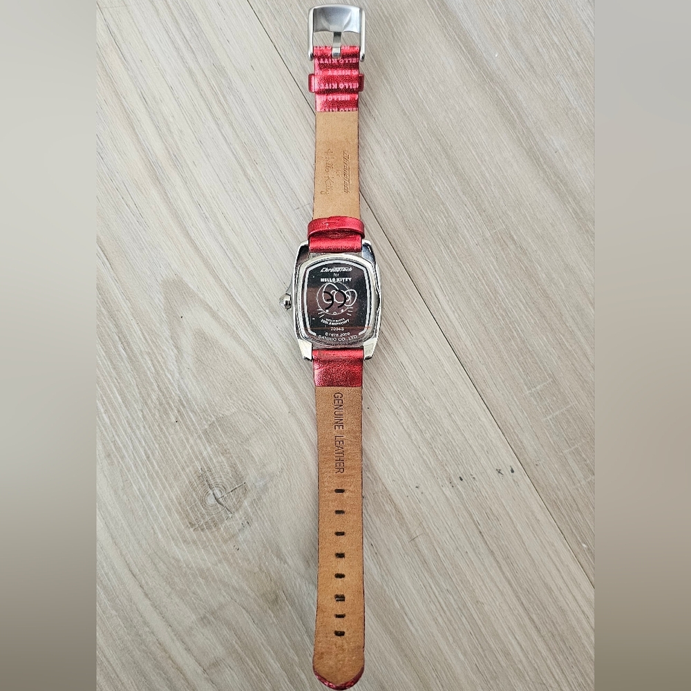 Red Hello Kitty Chronotech Watch - Picture 3 of 8